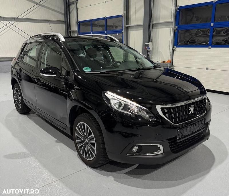 Second-hand Peugeot 2008 Allure 83 CP (61 kW) 2017 Culoarenegru SUV