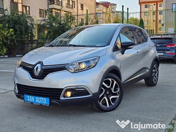 Gri Utilizat 2015 Renault Captur SUV | 7.990 EUR - Imagine 1/4