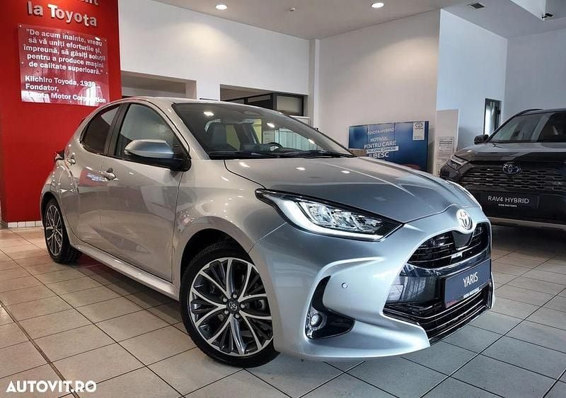 Argint Utilizat 2024 Toyota Yaris | 26.335 EUR - Imagine 1/4