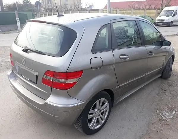 Second-hand Mercedes B180 109 CP (80 kW) 2006 Gri Monovolum