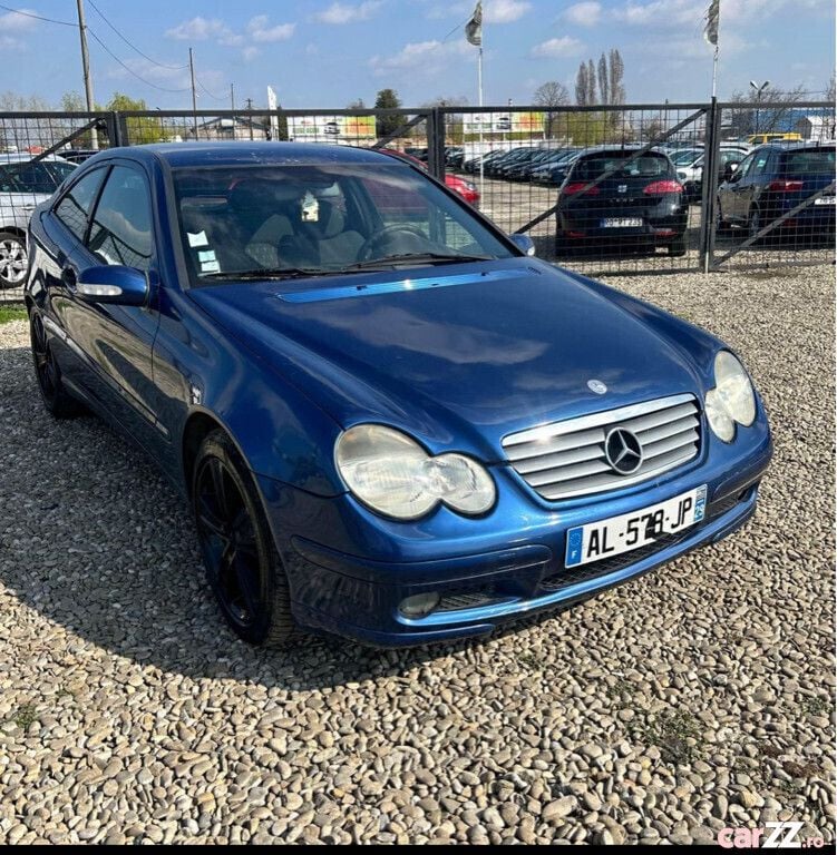 Second-hand Mercedes C220 150 CP (110 kW) 2003
