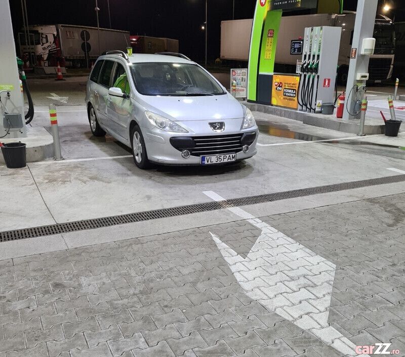 Utilizat 2008 Peugeot 307 Break | 2.099 EUR - Imagine 1/4