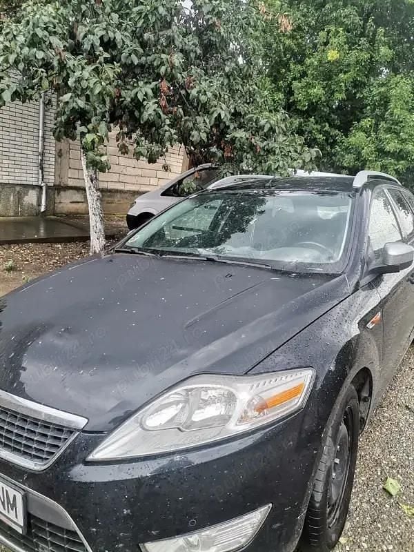 Negru Utilizat 2010 Ford Mondeo Break | 3.700 EUR (Preț OK) - Imagine 1/4