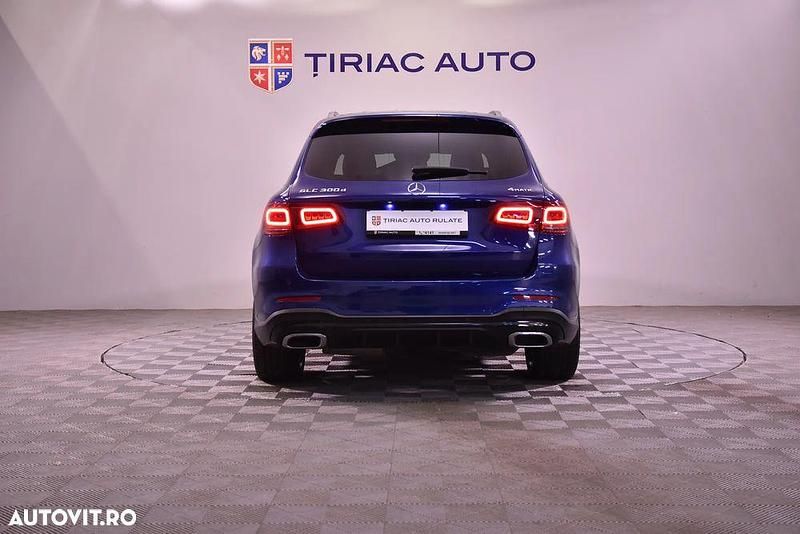 Second-hand Mercedes GLC300 245 CP (180 kW) 2019 Culoarealbastru SUV