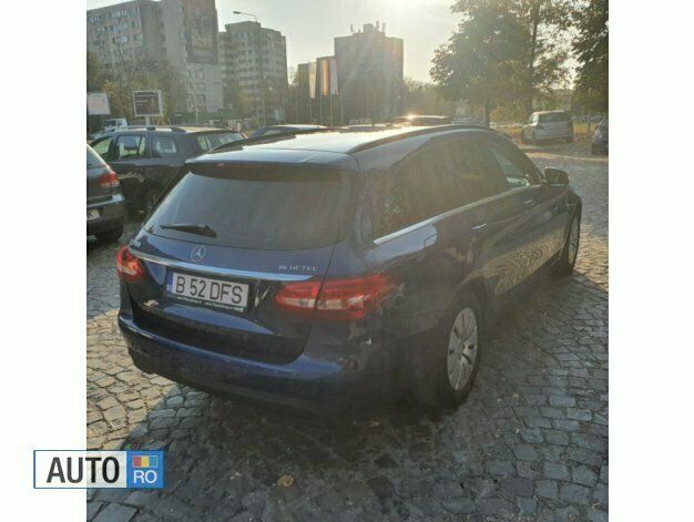 Second-hand Mercedes C200 136 CP (100 kW) 2015 Albastru marin Break