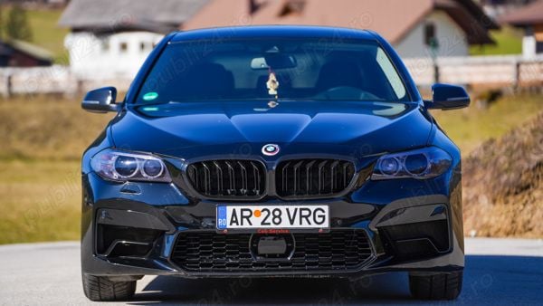 Negru Utilizat 2014 BMW 525 Comfort Edition Berlinǎ | 16.000 EUR (Puțin scump) - Imagine 1/4