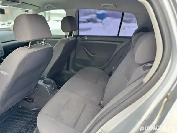 Second-hand VW Golf V 90 CP (66 kW) 2005 Hatchback