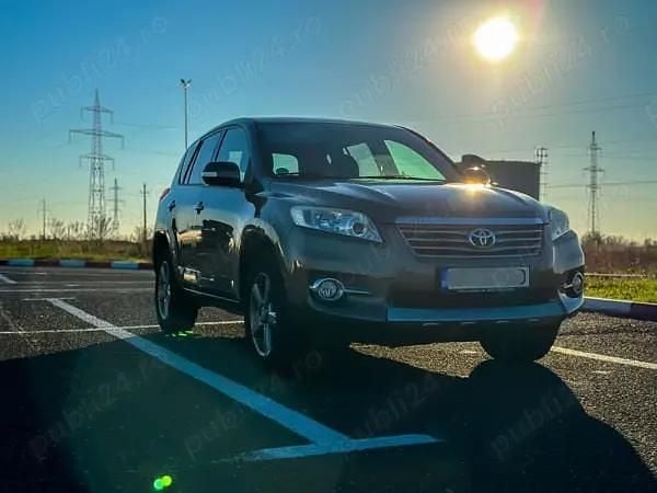 Second-hand Toyota RAV4 150 CP (110 kW) 2012 SUV