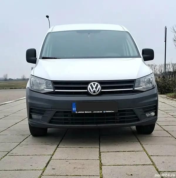 Second-hand VW Caddy Maxi 102 CP (75 kW) 2017 Alb Monovolum