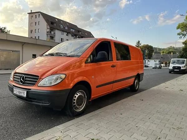 Utilizat 2009 Mercedes Vito Monovolum | 5.990 EUR (Super Preț) - Imagine 1/4