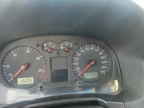 Second-hand VW Golf IV 116 CP (85 kW) 2003 Gri Break