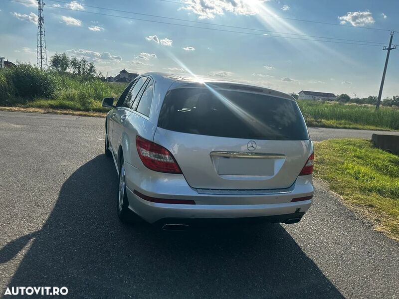 Argint Utilizat 2010 Mercedes R350 Monovolum | 10.200 EUR - Imagine 1/4