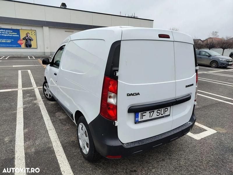 Second-hand Dacia Dokker Ambiance 75 CP (55 kW) 2019 Culoarealb Monovolum
