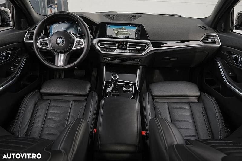 Second-hand BMW 330e Sport Line 292 CP (214 kW) 2021 Culoarenegru Berlinǎ