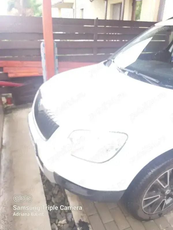 Alb Utilizat 2013 Skoda Yeti SUV | 13.000 EUR - Imagine 1/4