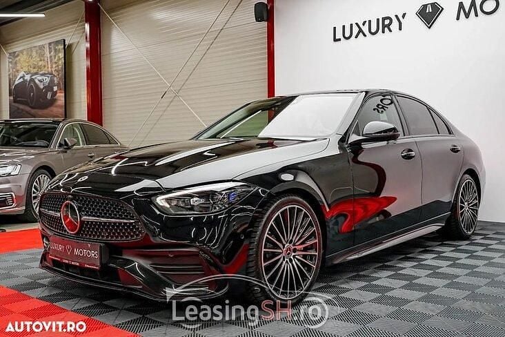 Negru Utilizat 2023 Mercedes G300 AMG line SUV | 44.770 EUR (Preț bun) - Imagine 1/4
