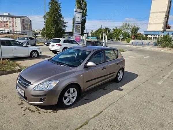 Maro Second-hand 2008 Kia Ceed Hatchback | 3.500 EUR (Preț OK) - Imagine 1/4