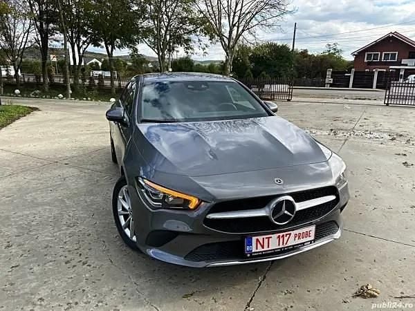 Utilizat 2021 Mercedes CLA220 Berlinǎ | 21.900 EUR - Imagine 1/4