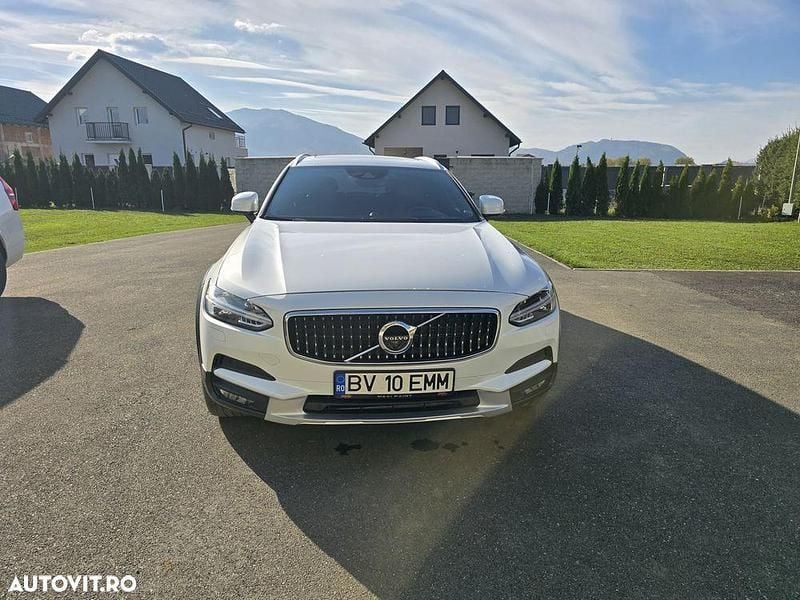 Culoarealb Utilizat 2020 Volvo V90 Inscription Break | 38.000 EUR - Imagine 1/4