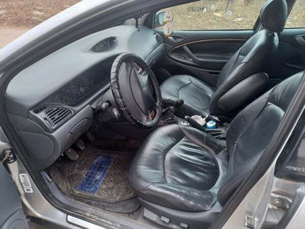 Utilizat 2002 Citroën C5 Berlinǎ | 1.800 EUR - Imagine 1/4