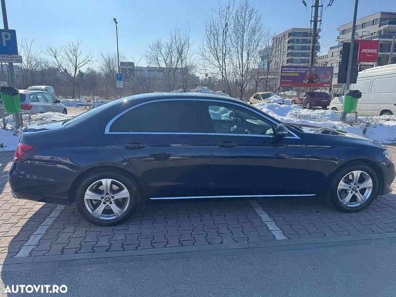 Second-hand Mercedes E220 194 CP (142 kW) 2017 Culoarealbastru Berlinǎ