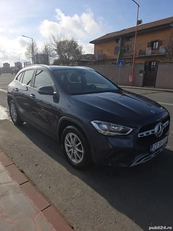 Albastru Second-hand 2021 Mercedes GLA200 Edition SUV | 22.500 EUR - Imagine 1/4