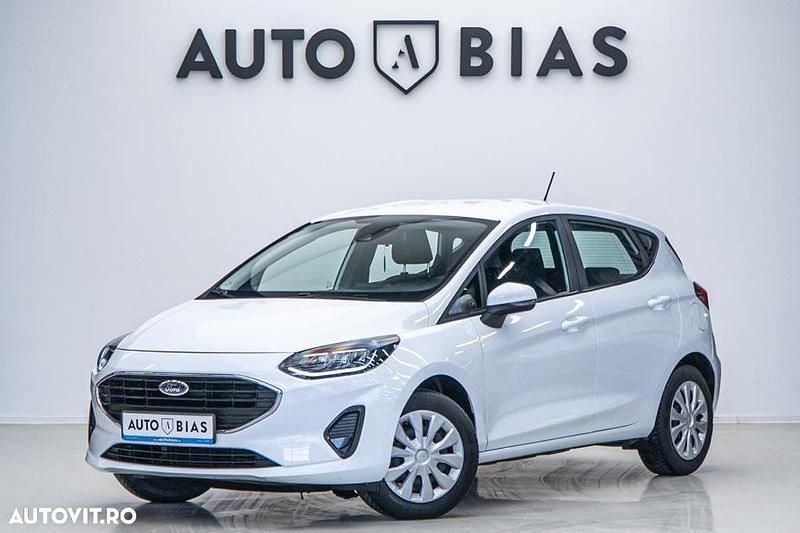 Second-hand Ford Fiesta Trend 75 CP (55 kW) 2022 Culoarealb Hatchback