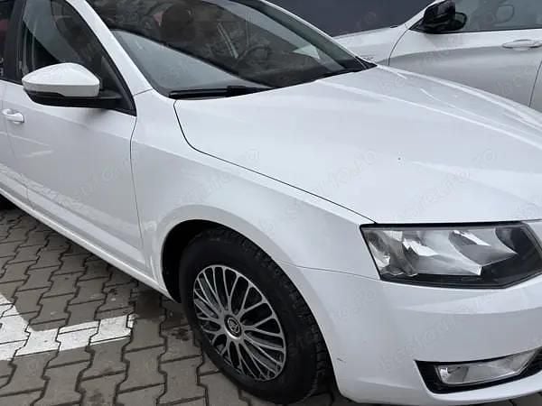 Second-hand Skoda Octavia 86 CP (63 kW) 2014 Alb Hatchback