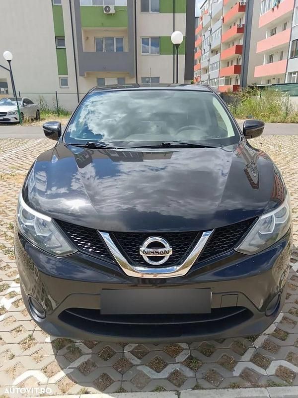Negru Utilizat 2015 Nissan Qashqai SUV | 7.500 EUR (Super Preț) - Imagine 1/4