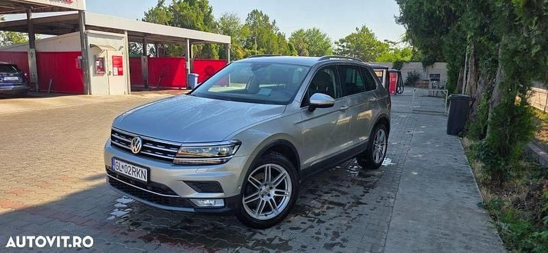 Culoareargint Second-hand 2016 VW Tiguan Elegance SUV | 17.500 EUR (Preț OK) - Imagine 1/4