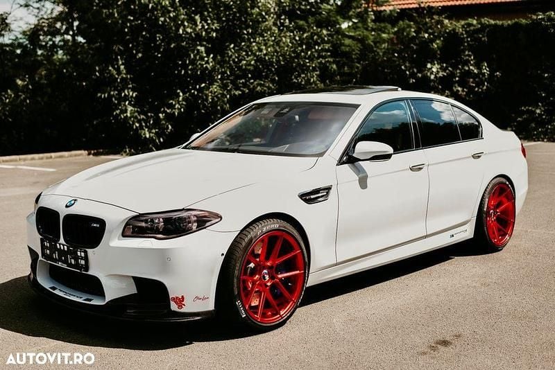 Culoarealb Utilizat 2016 BMW M5 Performance Berlinǎ | 39.000 EUR - Imagine 1/4