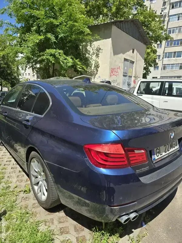 Utilizat 2012 BMW 520 Berlinǎ | 12.000 EUR (Preț OK) - Imagine 1/4