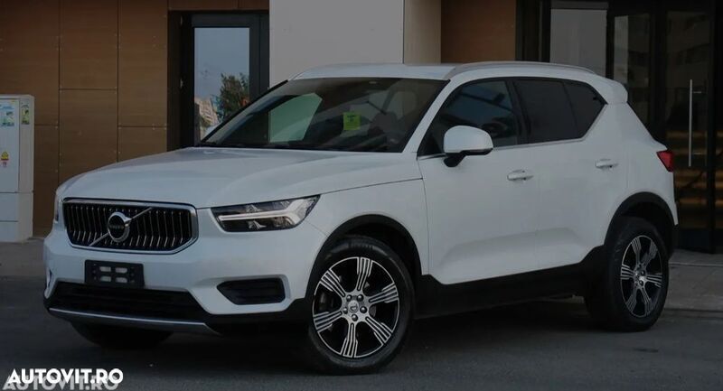 Alb Utilizat 2020 Volvo XC40 Inscription SUV | 21.499 EUR (Puțin scump) - Imagine 1/4