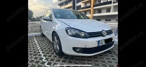 Alb Utilizat 2010 VW Golf VI Hatchback | 4.000 EUR - Imagine 1/4