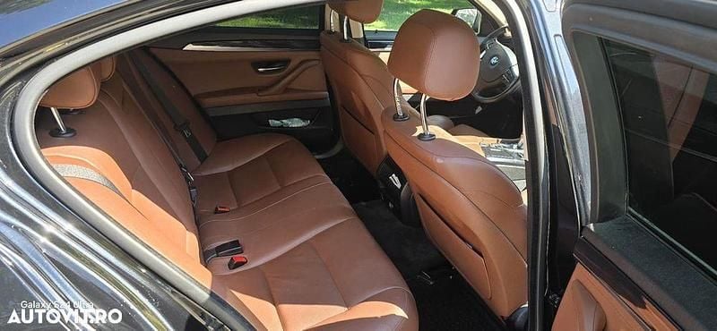 Second-hand BMW 520 Efficient Dynamics 190 CP (139 kW) 2015 Culoarenegru Berlinǎ