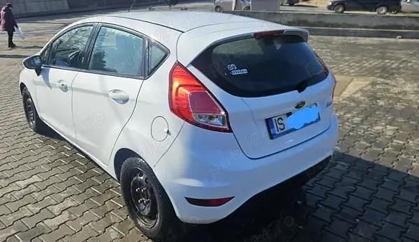 Second-hand Ford Fiesta 95 CP (69 kW) 2016 Alb Hatchback