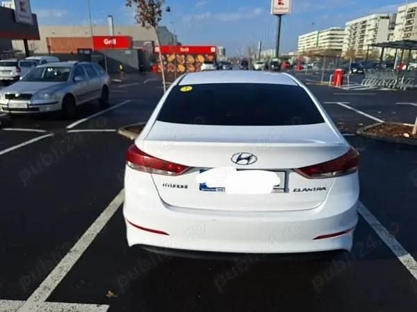Second-hand Hyundai Elantra 128 CP (94 kW) 2017 Berlinǎ