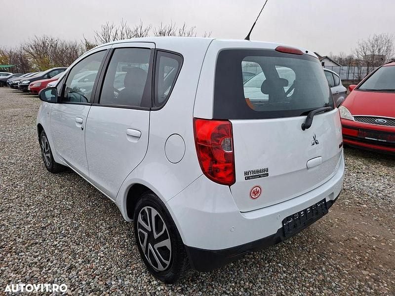 Second-hand Mitsubishi Colt 95 CP (69 kW) 2011 Culoarealb