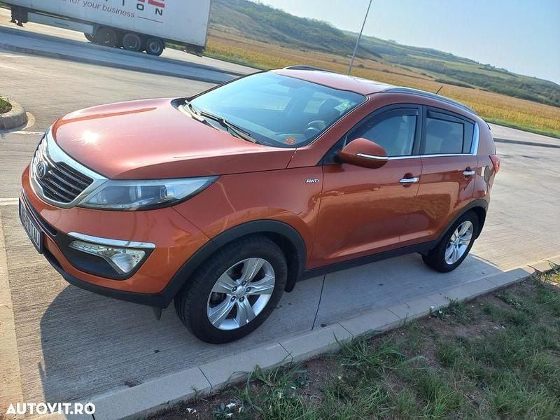 Culoareportocaliu Utilizat 2013 Kia Sportage SUV | 8.500 EUR (Super Preț) - Imagine 1/4