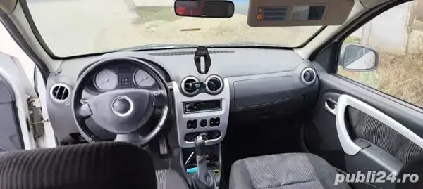 Alb Utilizat 2010 Dacia Logan Berlinǎ | 10.000 EUR - Imagine 1/4