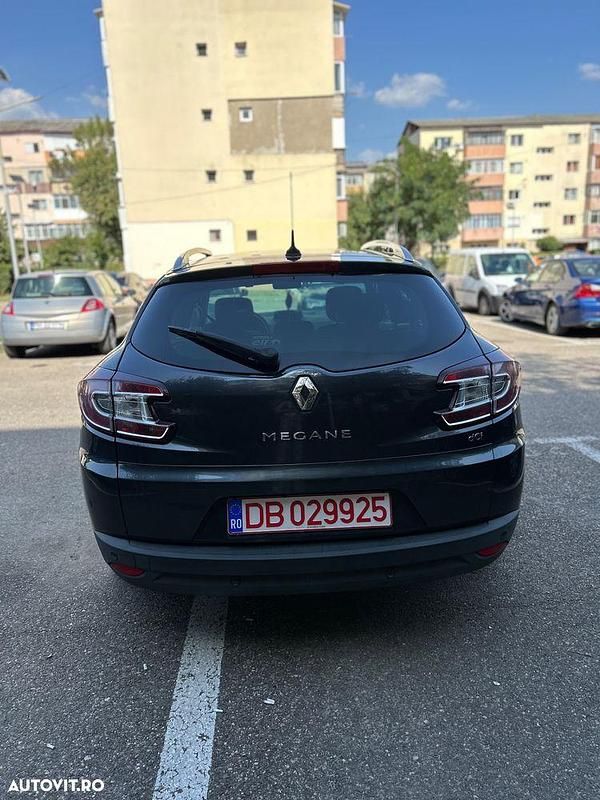 Culoarenegru Utilizat 2012 Renault Mégane Coupé Dynamique Coupe | 3.000 EUR - Imagine 1/4