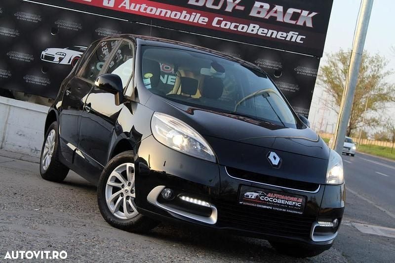 Culoarenegru Utilizat 2012 Renault Scénic III Bose Edition Monovolum | 4.490 EUR (Preț OK) - Imagine 1/4