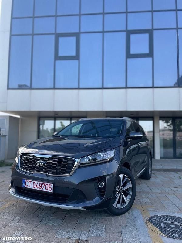 Gri Utilizat 2019 Kia Sorento SUV | 23.500 EUR (Preț OK) - Imagine 1/4