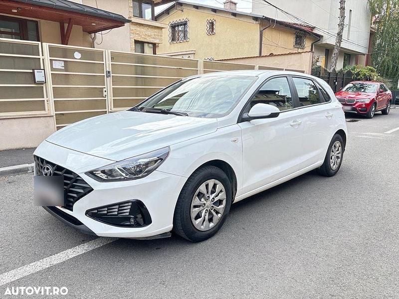 Culoarealb Utilizat 2021 Hyundai i30 Comfort Hatchback | 11.400 EUR (Super Preț) - Imagine 1/4