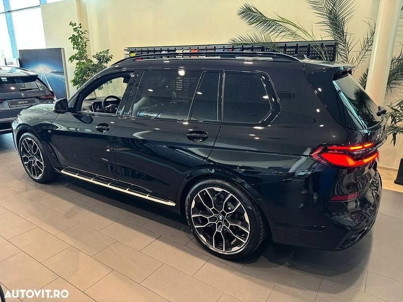 Nouă BMW X7 Comfort Edition 381 CP (280 kW) 2025 Negru SUV