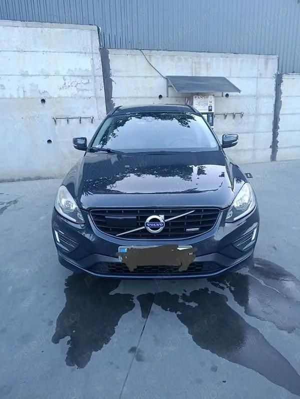 Negru Utilizat 2014 Volvo XC60 SUV | 11.800 EUR (Preț OK) - Imagine 1/4