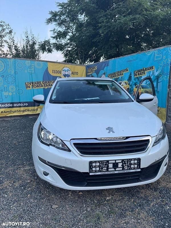 Alb Utilizat 2015 Peugeot 308 Active Break | 5.900 EUR (Preț OK) - Imagine 1/4