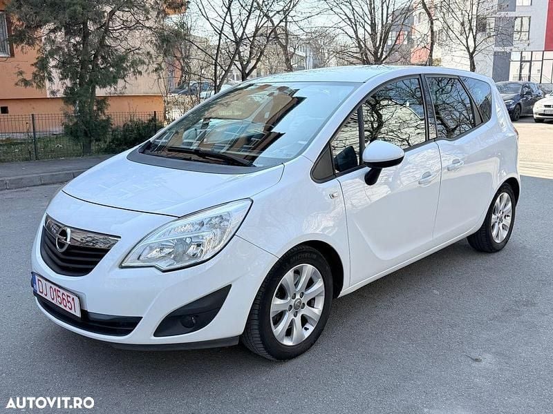 Second-hand Opel Meriva Edition 110 CP (80 kW) 2012 Culoarealb Monovolum