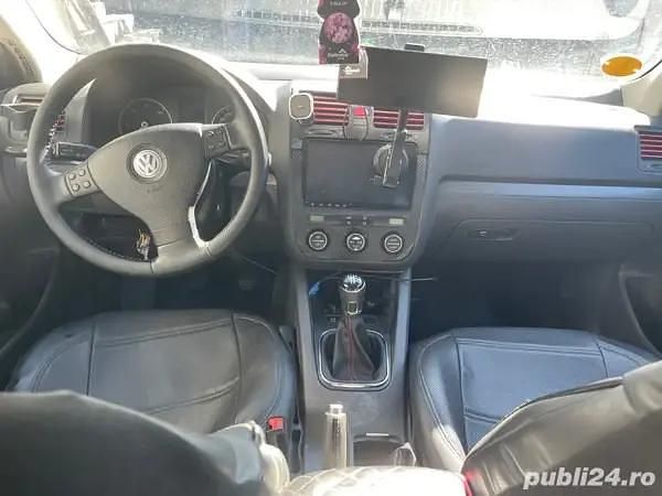 Albastru Utilizat 2007 VW Jetta Berlinǎ | 2.650 EUR (Preț OK) - Imagine 1/4