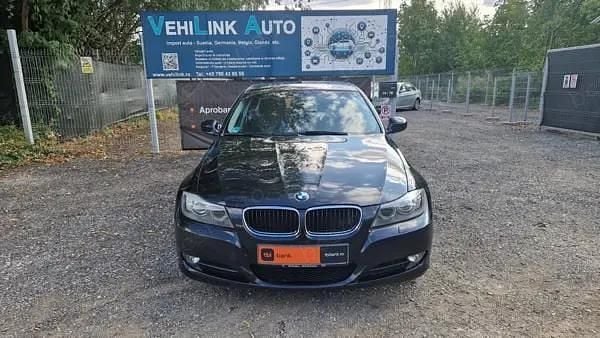 Negru Utilizat 2010 BMW 318 Berlinǎ | 6.000 EUR (Preț OK) - Imagine 1/4